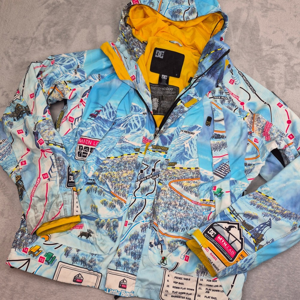 Vintage DC Mountain Lab Exotex 10,000 Snowboard Jacket Trail Map Winter Mens S